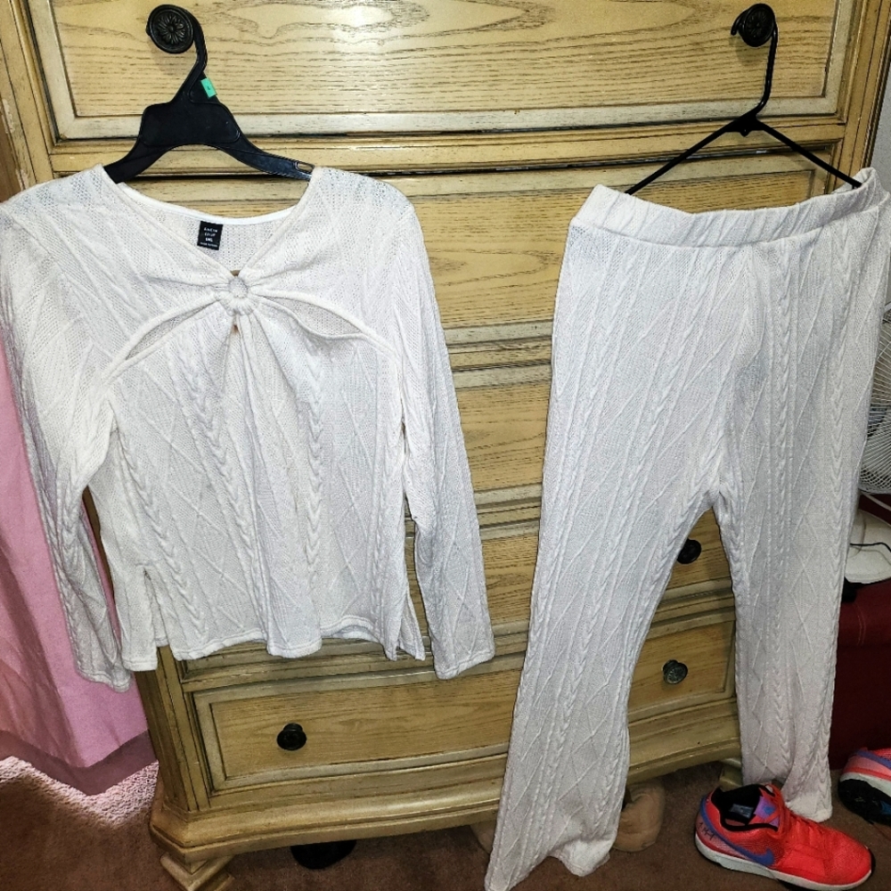 Sweater suit
